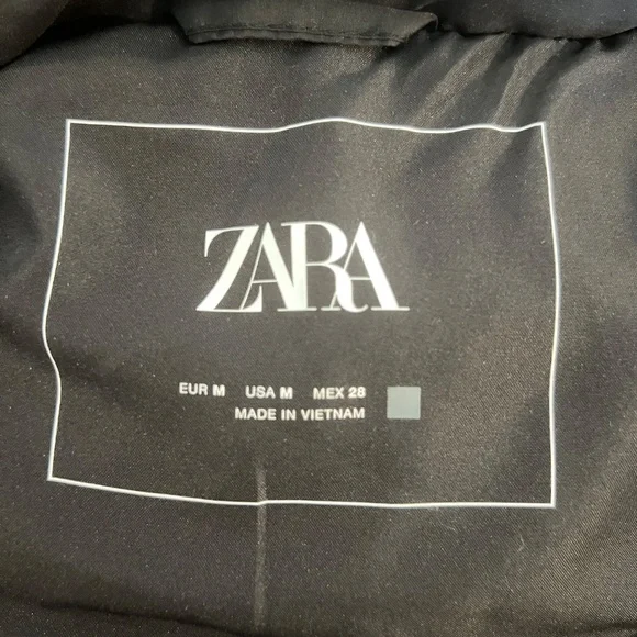 Zara Puffer Vest - Picture 3 of 3